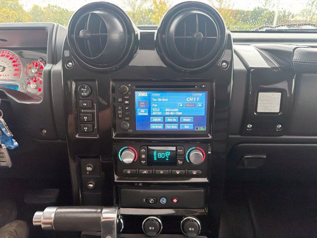 Used 2007 HUMMER H2 SUT w/ Special Edition AWD/4WD image 39
