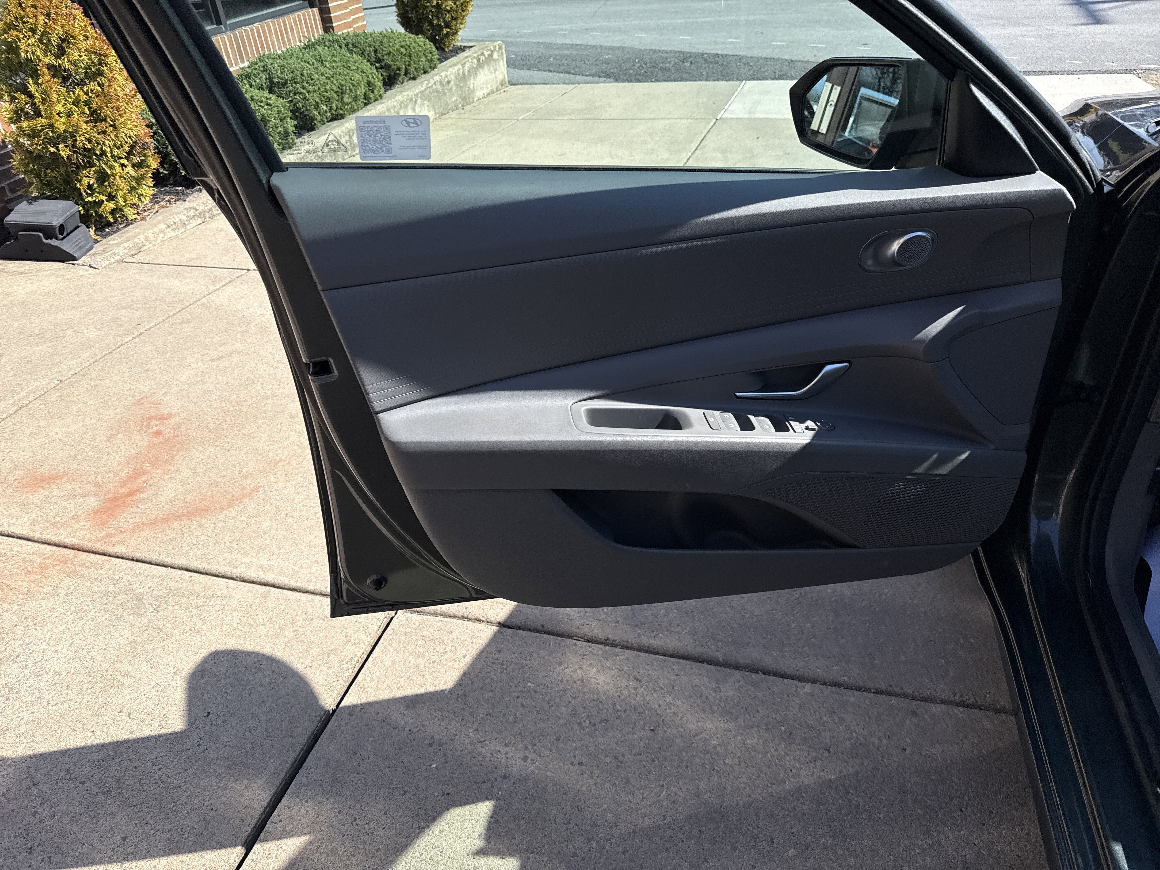 Certified 2024 Hyundai Elantra SEL image 25