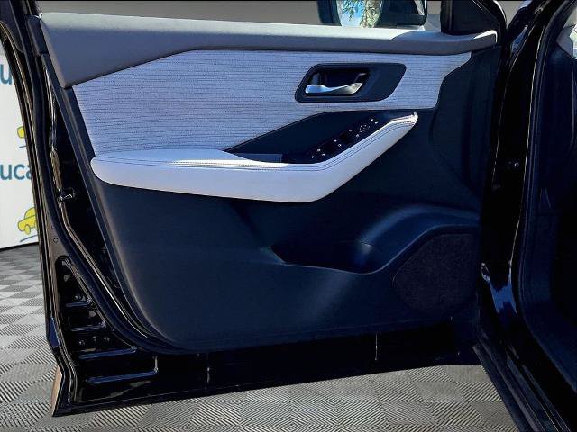 Certified 2023 Nissan Rogue SV AWD/4WD image 9