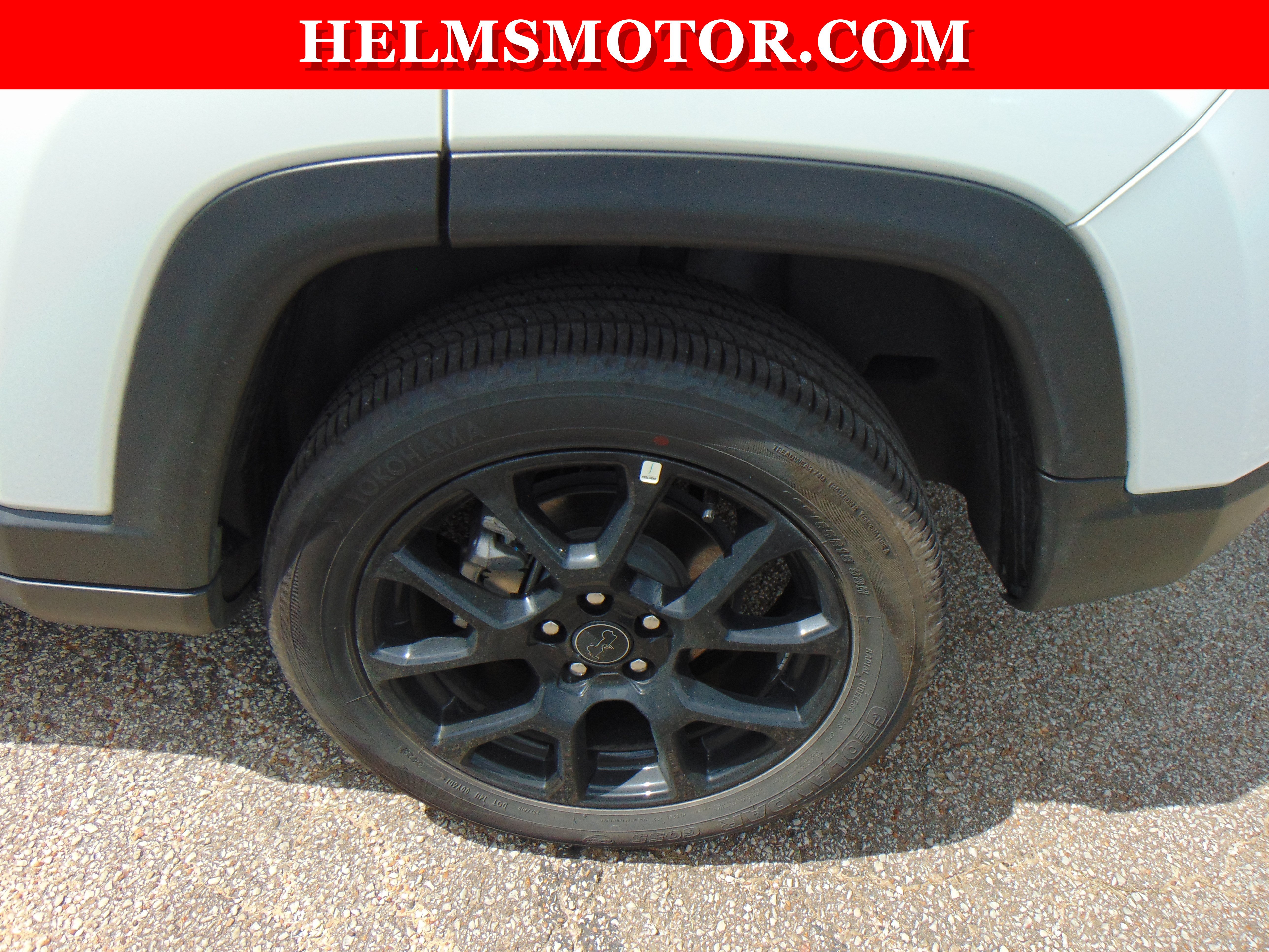 Certified 2025 Jeep Compass Latitude w/ Convenience Group AWD/4WD image 18