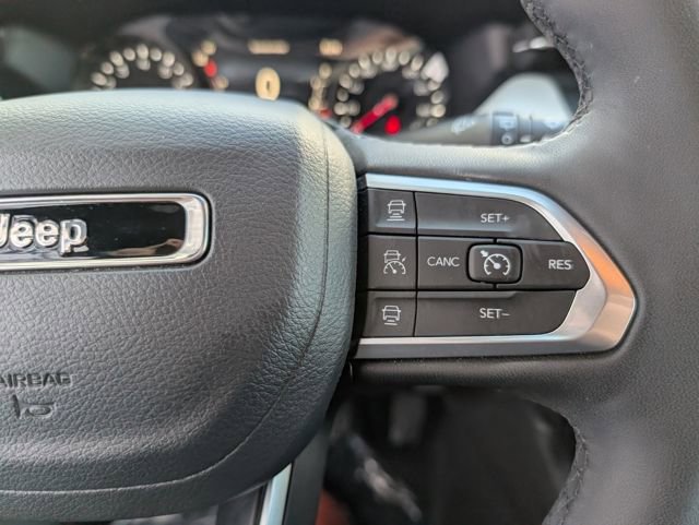 Used 2024 Jeep Compass Limited image 12