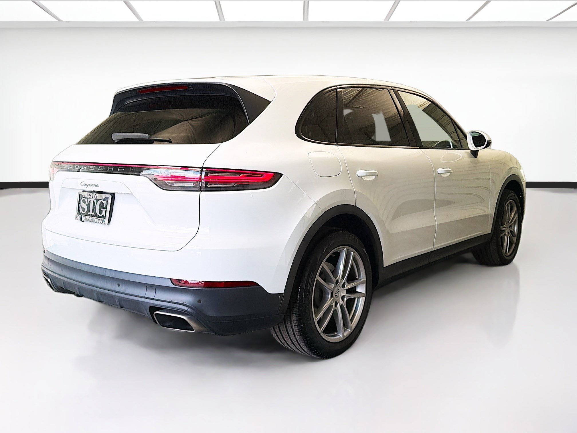 Used 2019 Porsche Cayenne AWD/4WD image 4