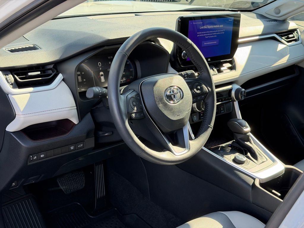 Used 2024 Toyota RAV4 Limited image 11