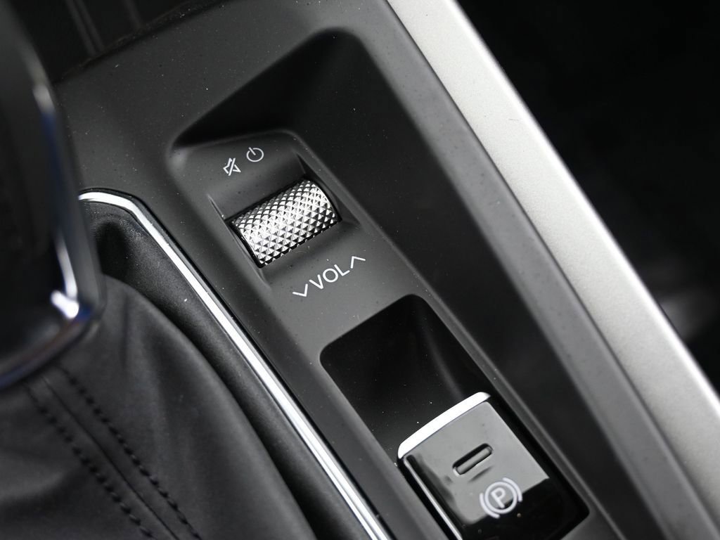 Used 2024 Dodge Hornet GT image 25