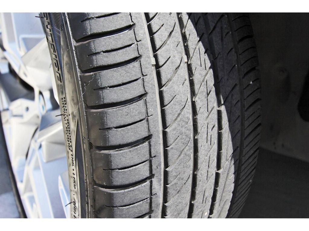 Used 2025 BMW 330i Sedan image 31