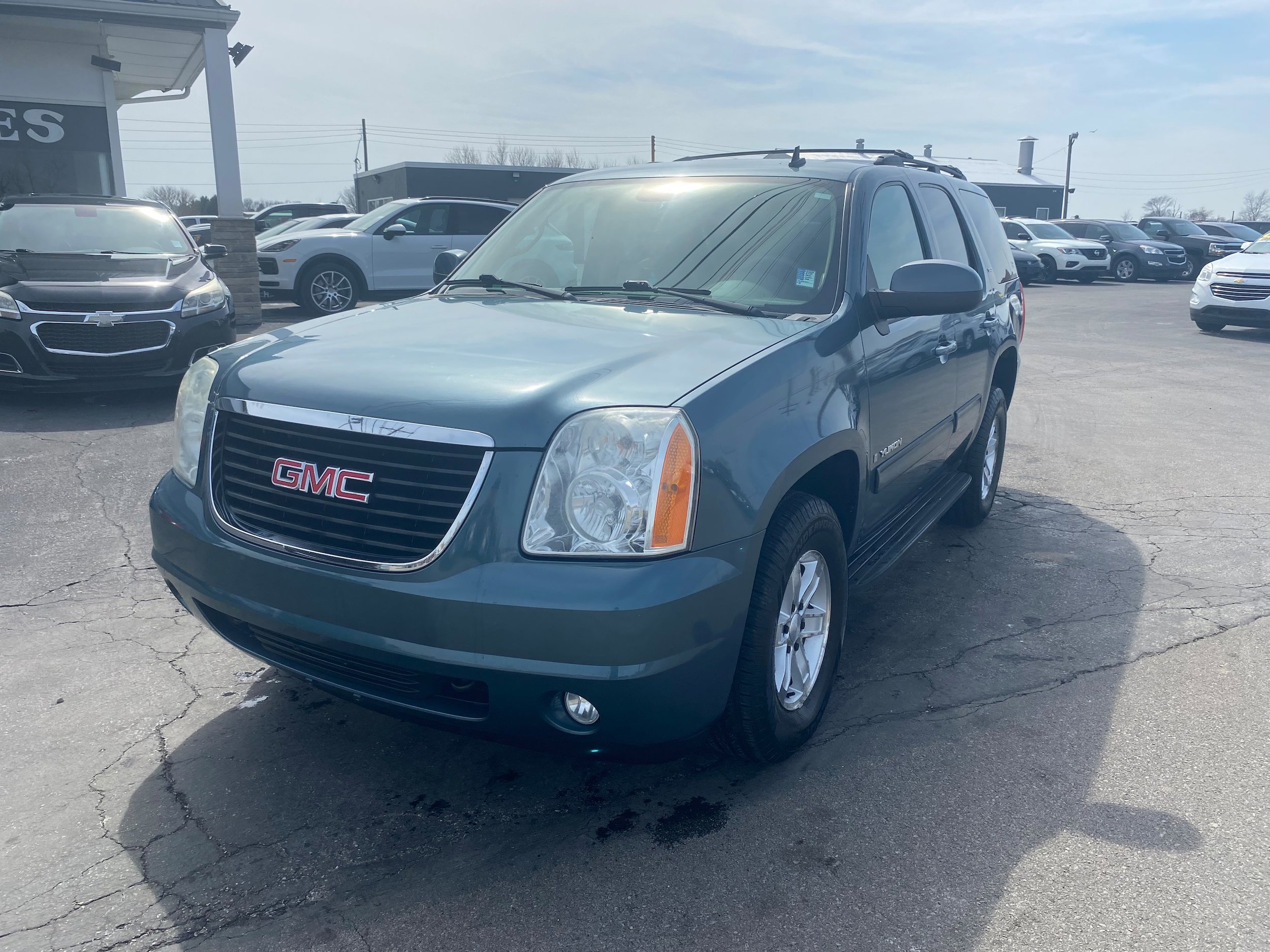 Used 2009 GMC Yukon SLT
