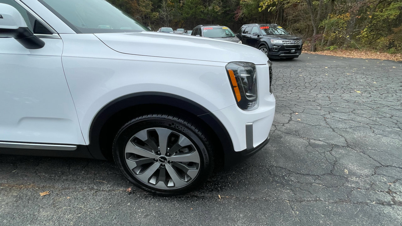 Used 2022 Kia Telluride S image 12