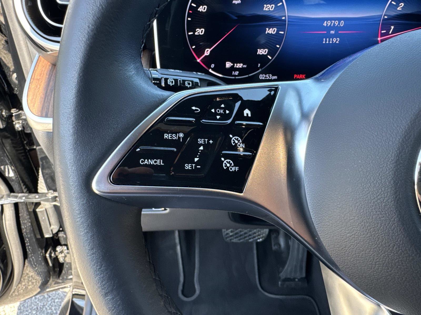 Certified 2025 Mercedes-Benz GLC 300 image 31