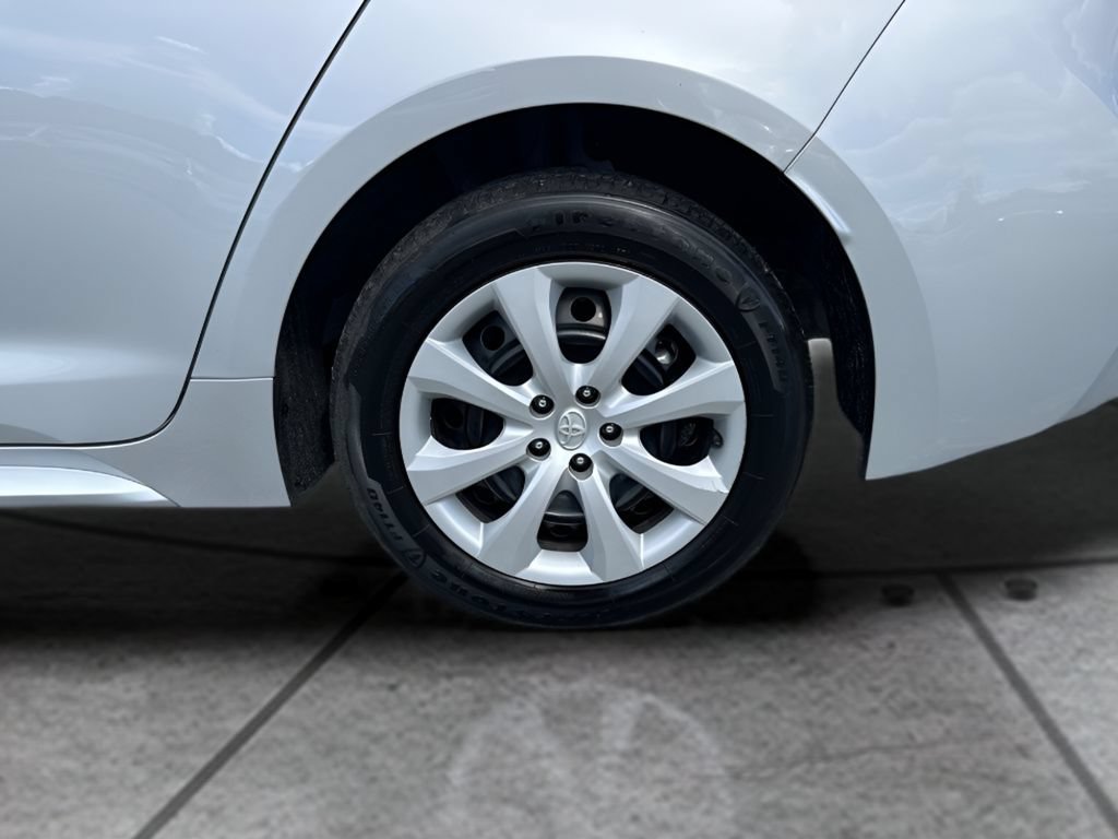 Used 2024 Toyota Corolla LE FWD image 25