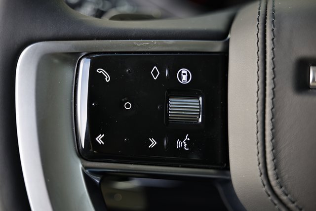 New 2025 Land Rover Range Rover SE image 42