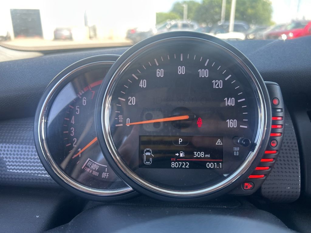Used 2015 MINI Cooper 4-Door Hardtop FWD image 13