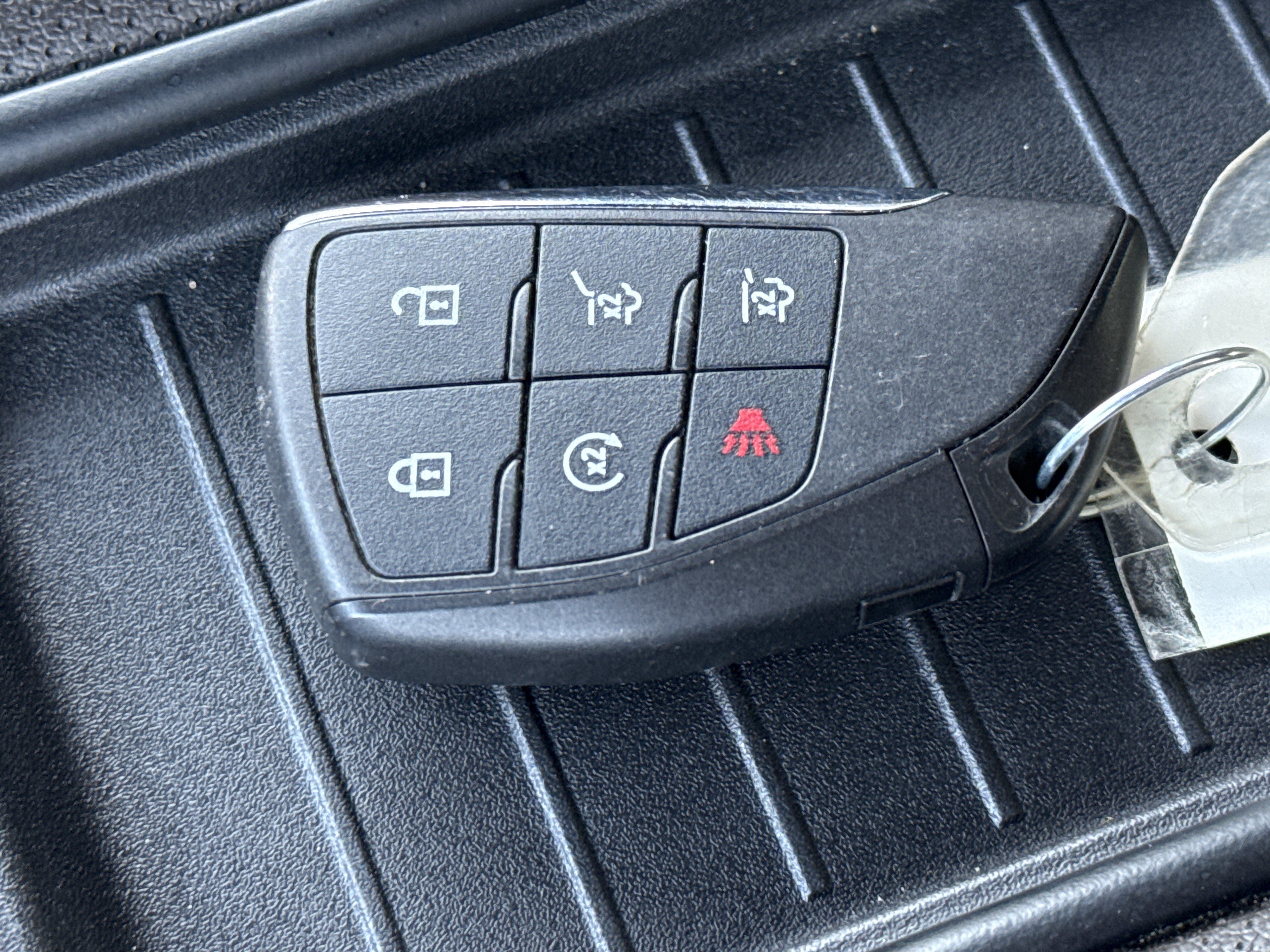 Used 2021 GMC Yukon XL SLT w/ SLT Luxury Plus Package AWD/4WD image 38