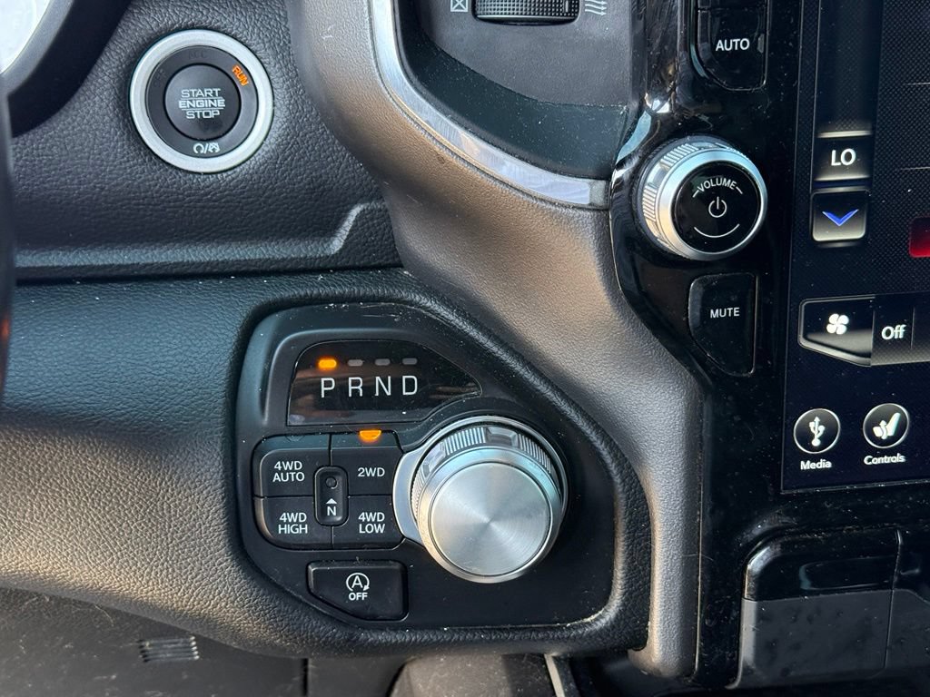 Used 2021 RAM 1500 Laramie AWD/4WD image 22