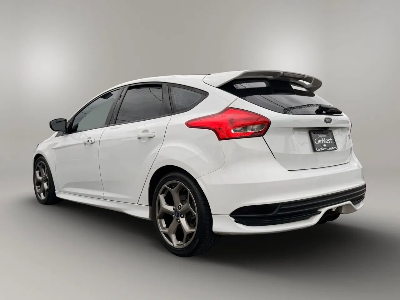 Used 2017 Ford Focus ST FWD image 10