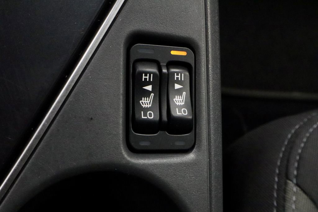 Used 2025 Subaru Crosstrek 2.0i Premium image 4