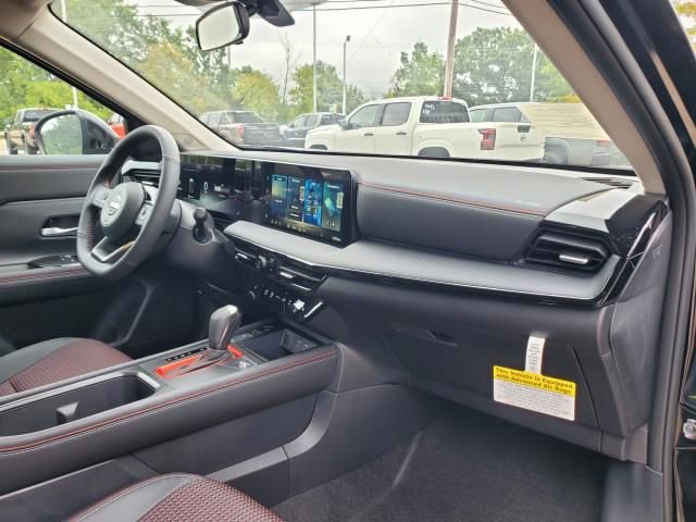 New 2026 Nissan Kicks SR w/ SR Premium Package image 13