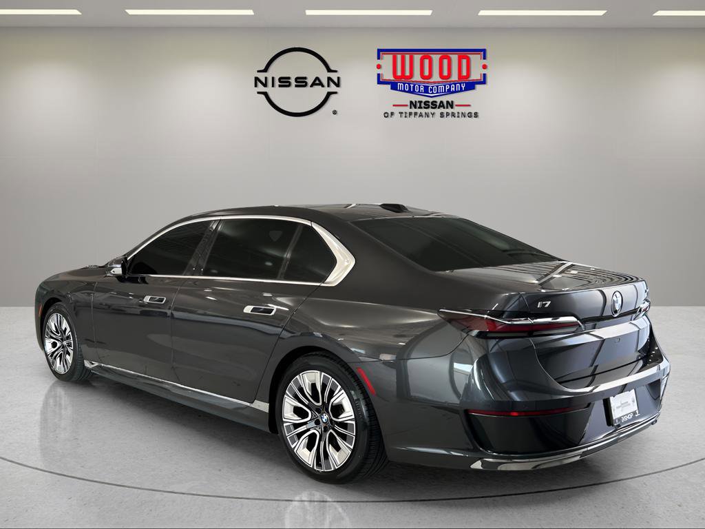 Used 2023 BMW i7 xDrive60 image 5