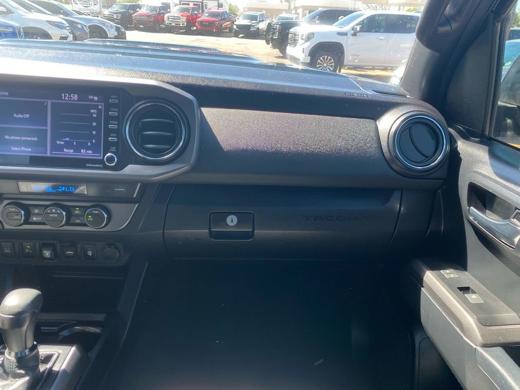 Used 2022 Toyota Tacoma TRD Sport w/ Technology Package AWD/4WD image 22
