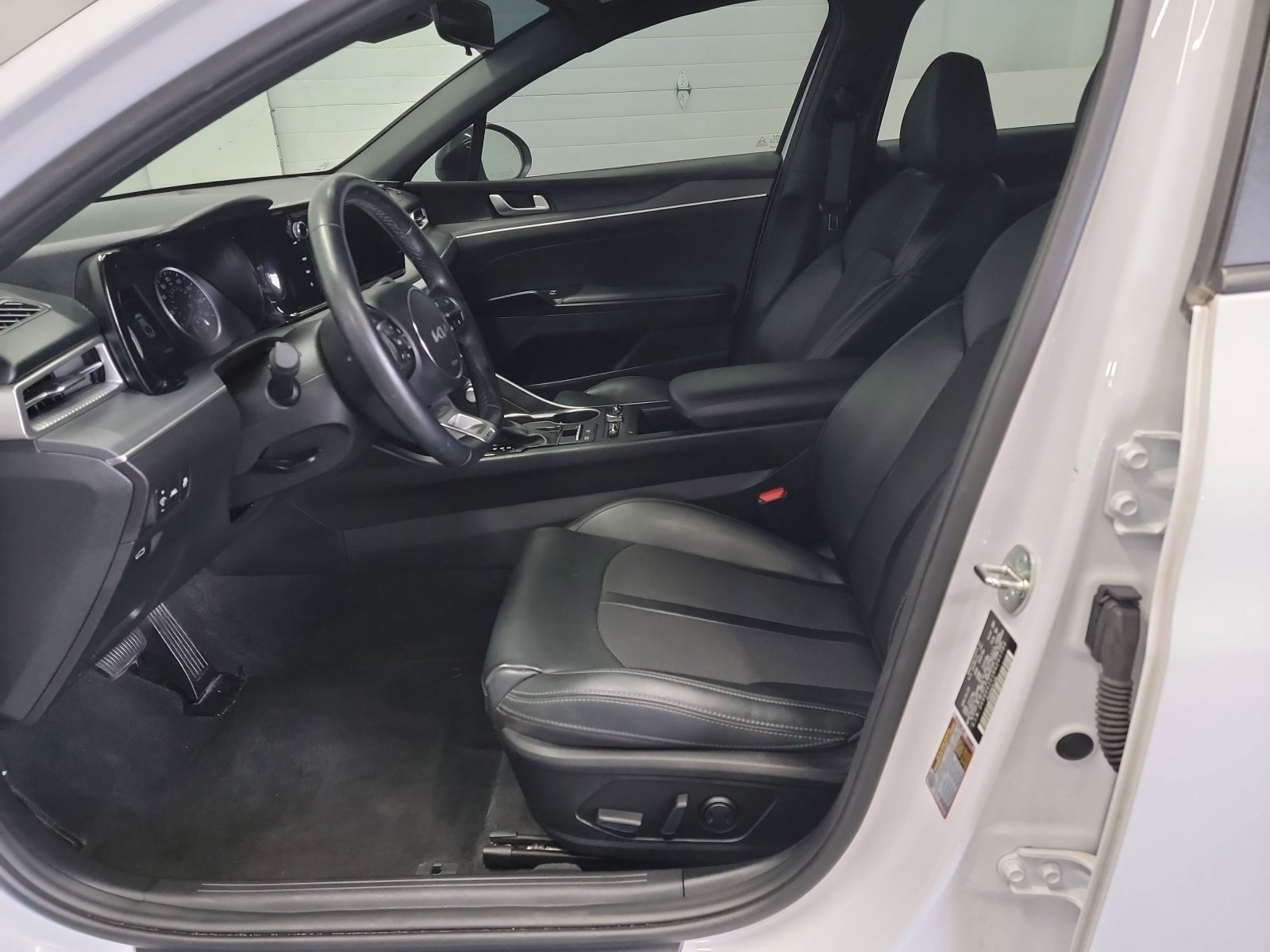 Used 2024 Kia K5 GT-Line w/ GT-Line Premium Package AWD/4WD image 12