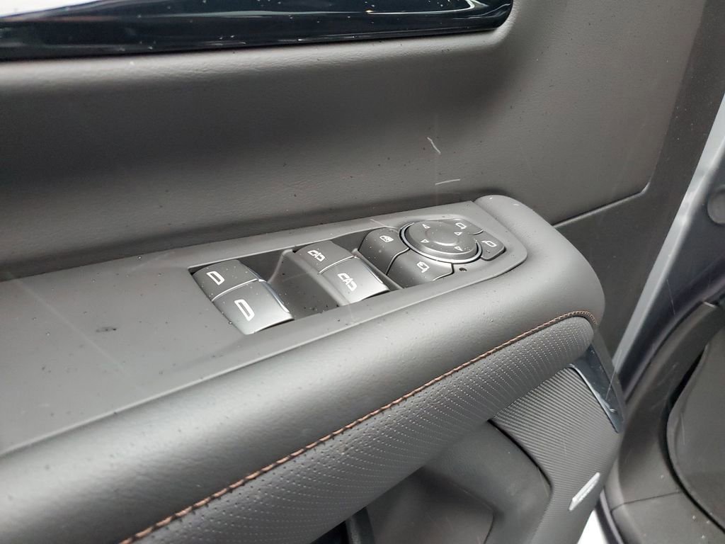 New 2026 Chevrolet Tahoe High Country image 16