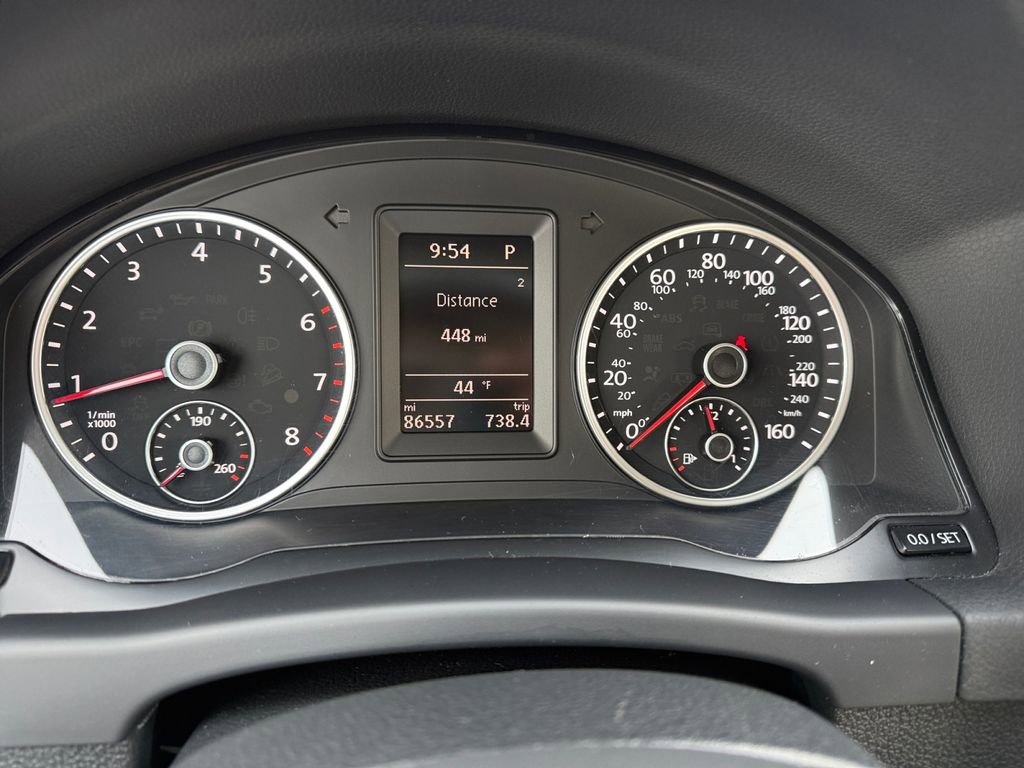 Used 2017 Volkswagen Tiguan Limited w/ Alloy Wheels Package image 18