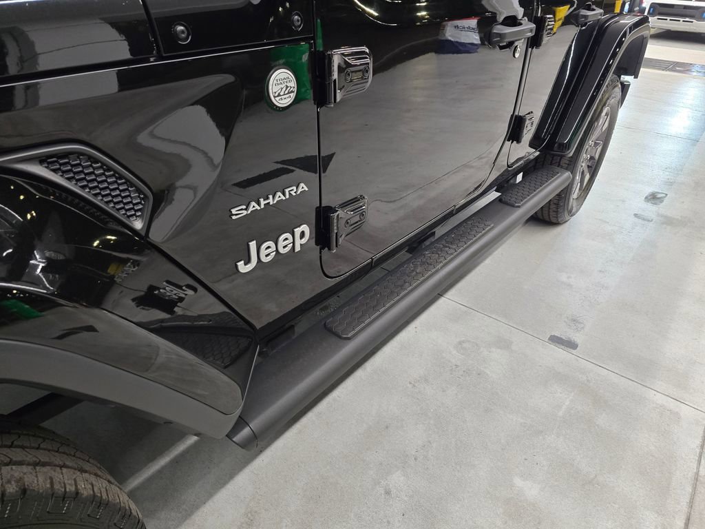 Certified 2018 Jeep Wrangler Unlimited Sahara image 10