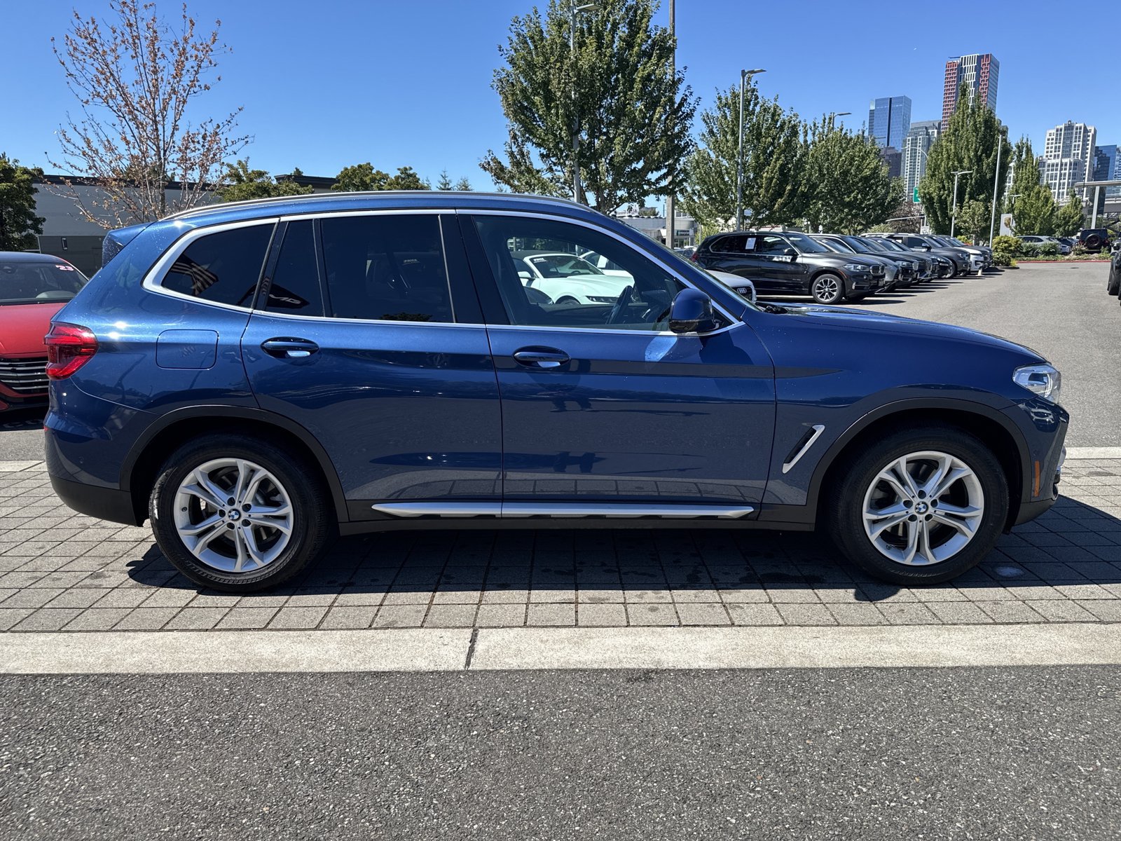 Used 2020 BMW X3 xDrive30i w/ Convenience Package AWD/4WD image 4