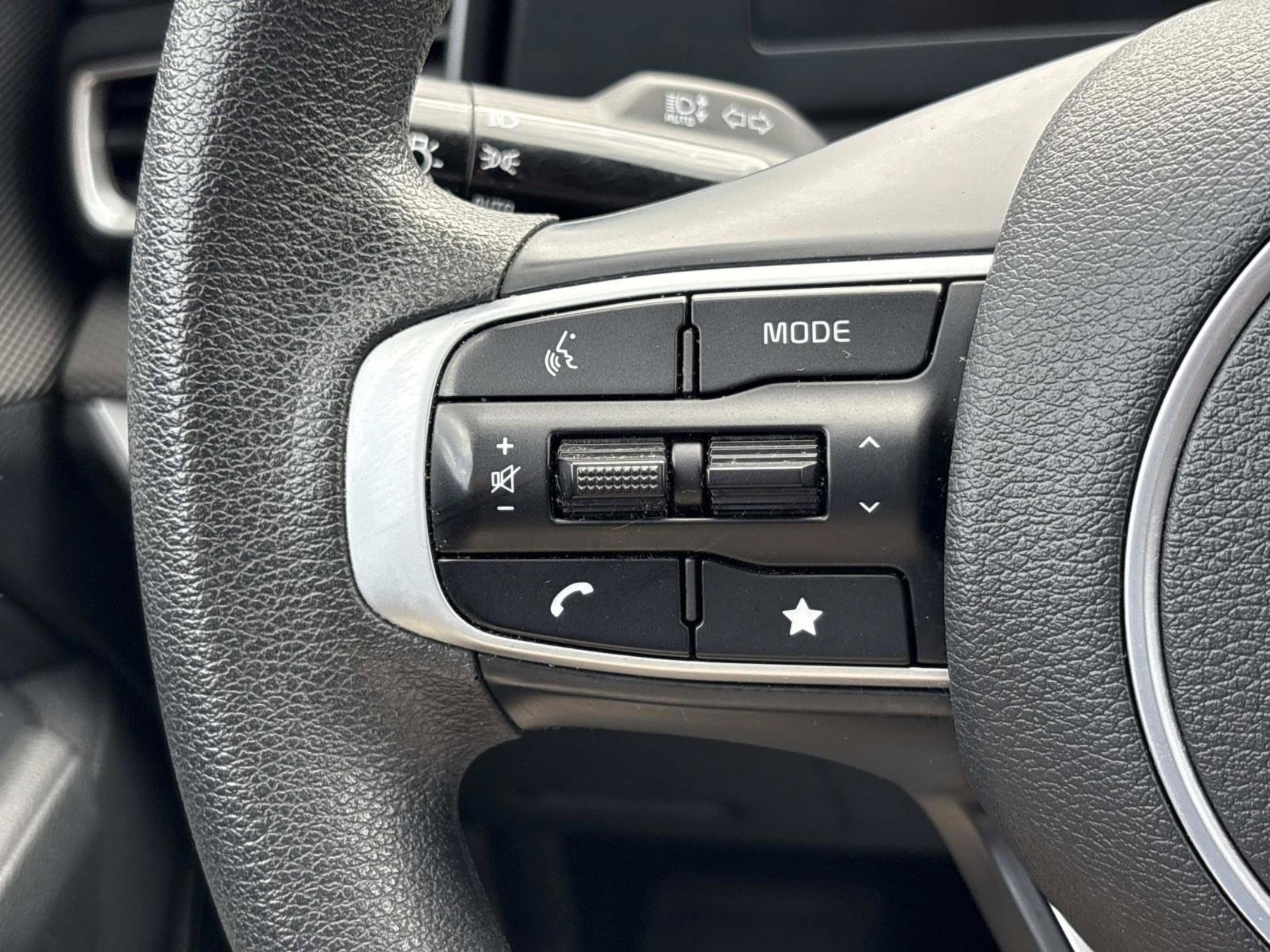 Used 2024 Kia Sportage LX image 27