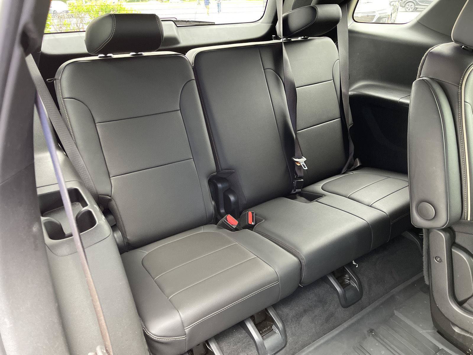 Used 2023 Chevrolet Traverse Premier w/ LPO, Floor Liner Package AWD/4WD image 46