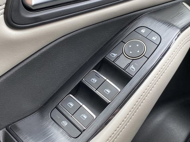 Used 2023 Nissan Rogue SL w/ SL Premium Package image 30