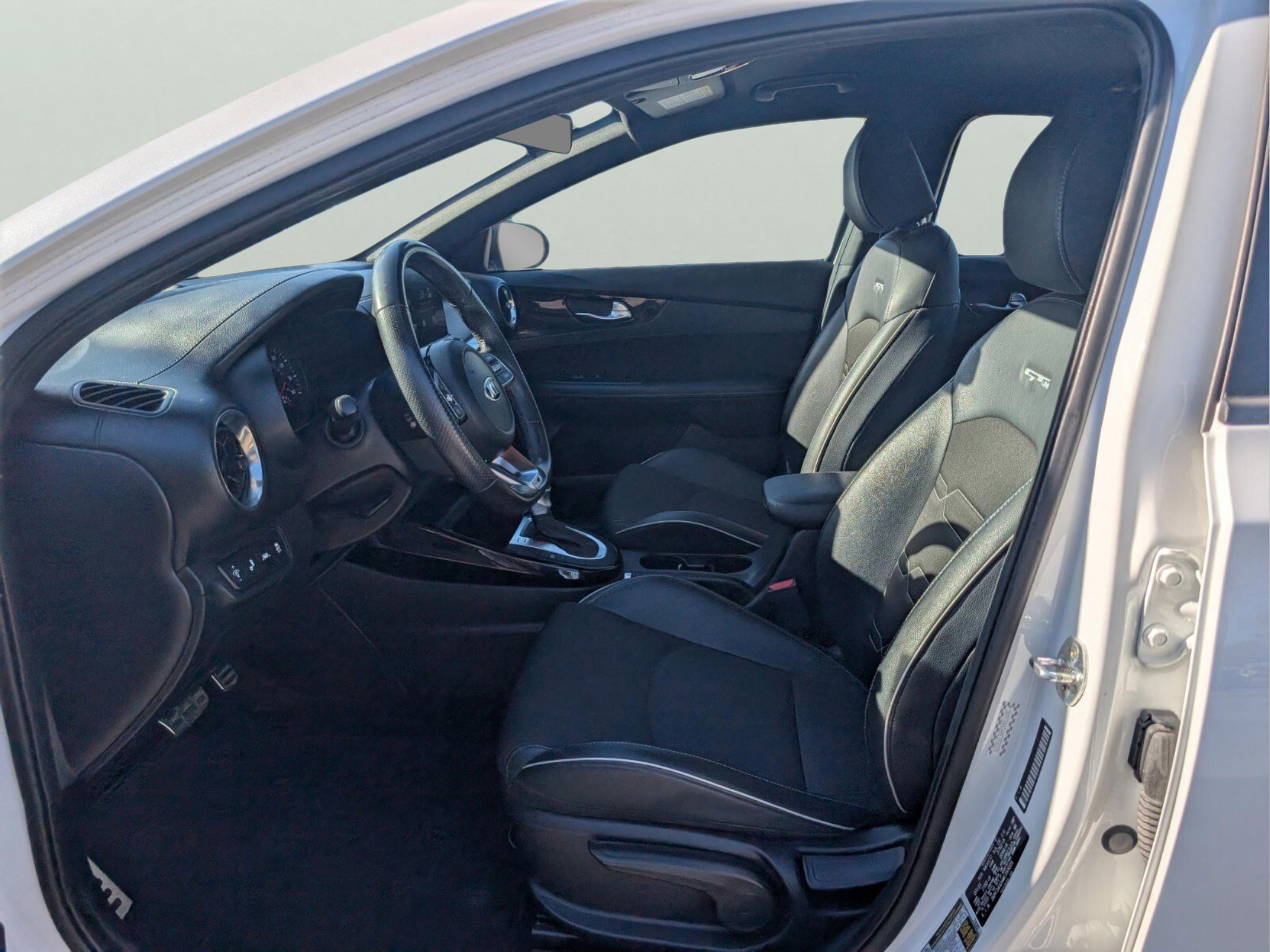 Used 2021 Kia Forte GT-Line image 28