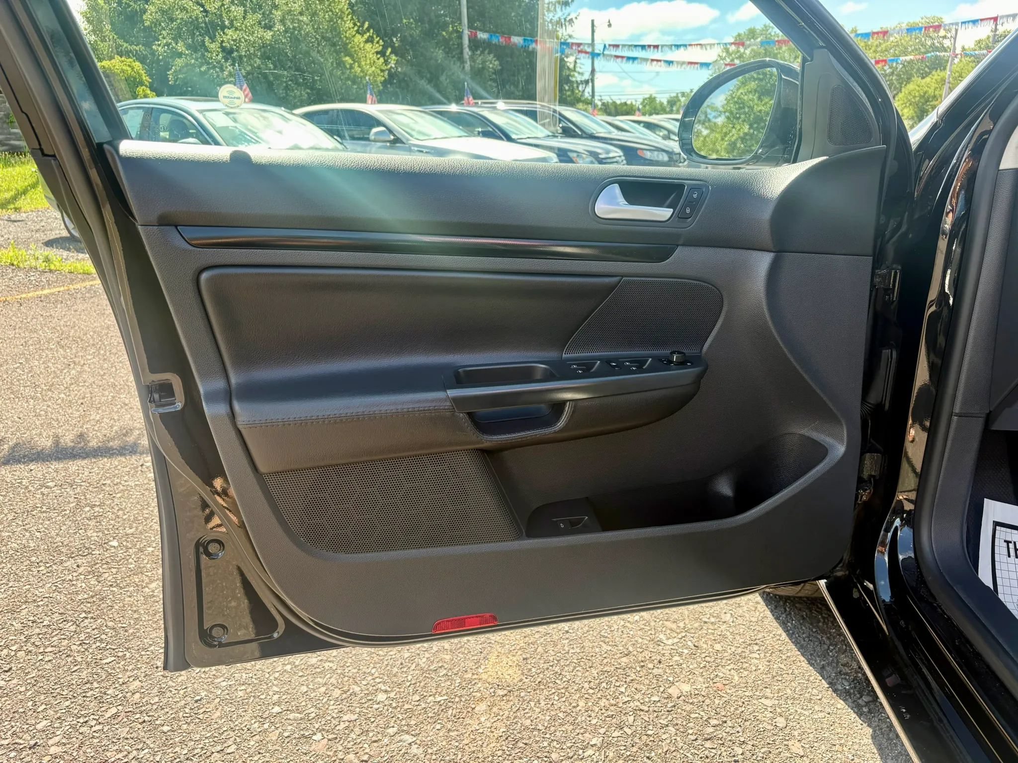 Used 2014 Volkswagen Jetta TDI FWD image 11