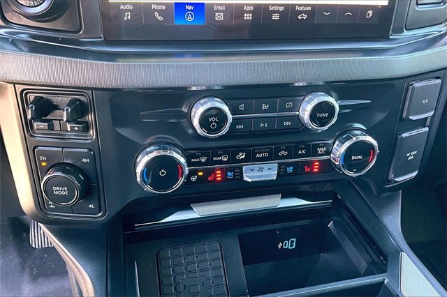 Used 2024 Ford F350 Platinum w/ FX4 Off-Road Package image 21