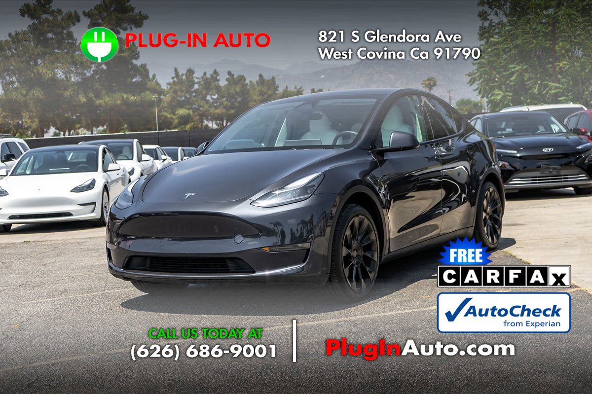 Used 2024 Tesla Model Y 2WD image 1