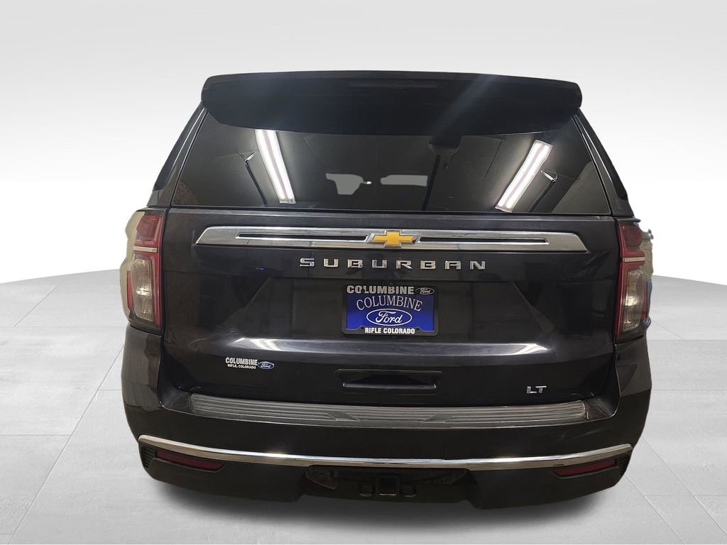 Used 2024 Chevrolet Suburban LT AWD/4WD image 3