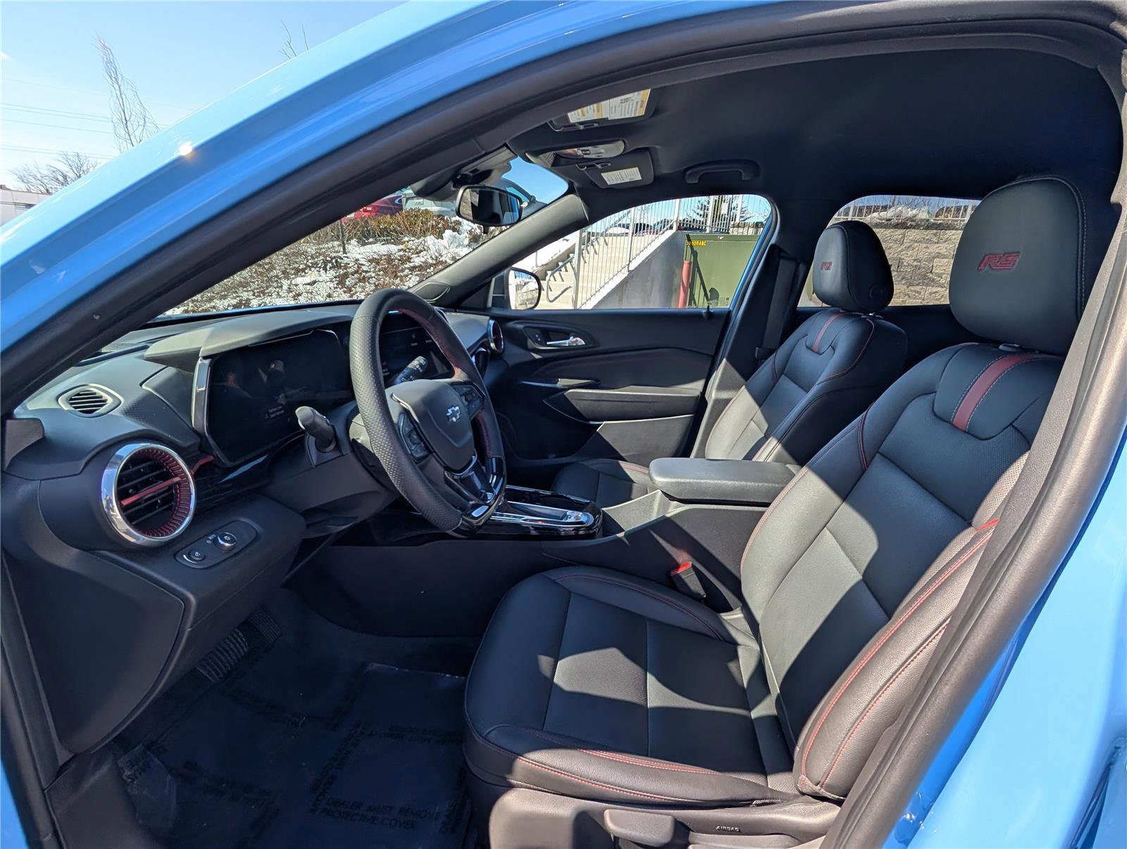 Used 2024 Chevrolet Trax RS image 14