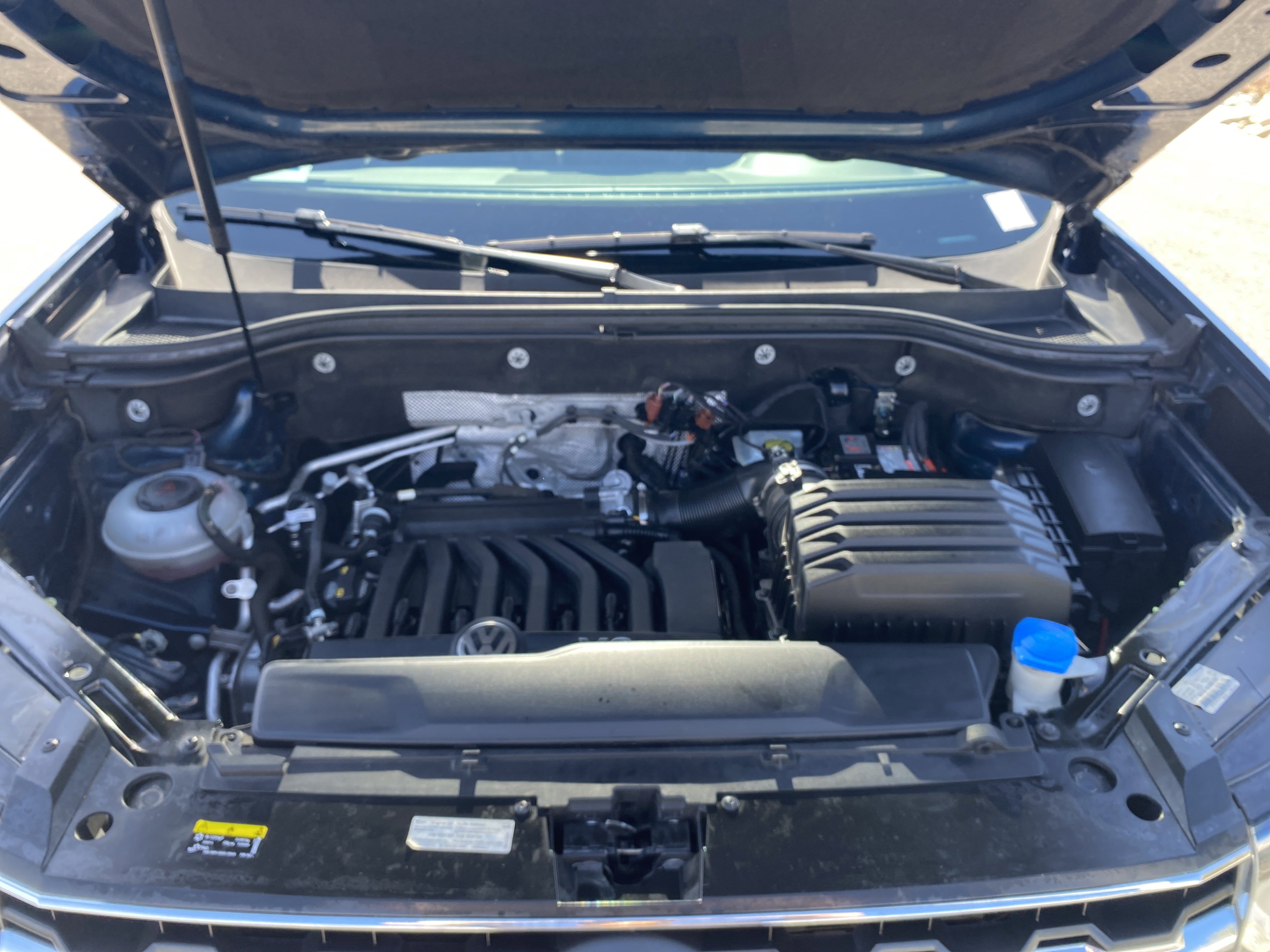 Used 2018 Volkswagen Atlas SEL Premium image 36