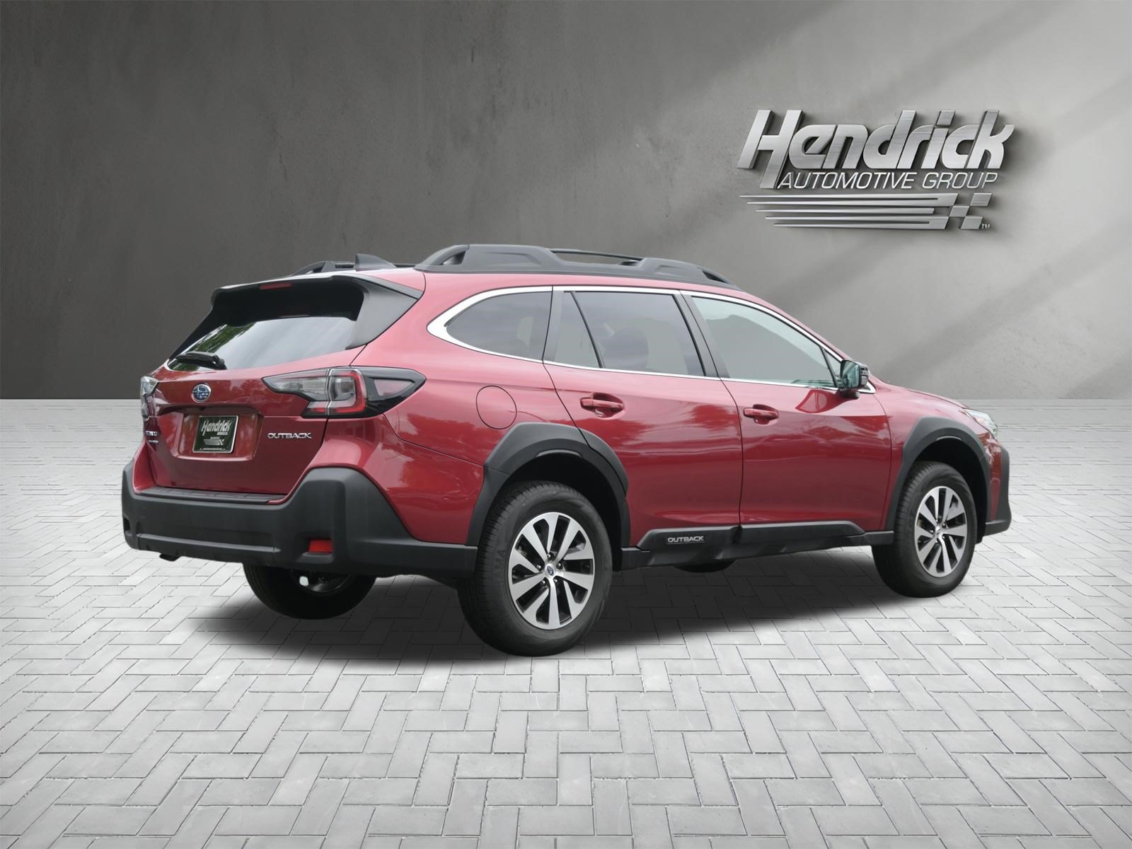 Certified 2025 Subaru Outback Premium AWD/4WD image 9