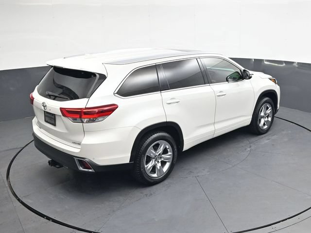 Used 2019 Toyota Highlander Limited FWD image 25