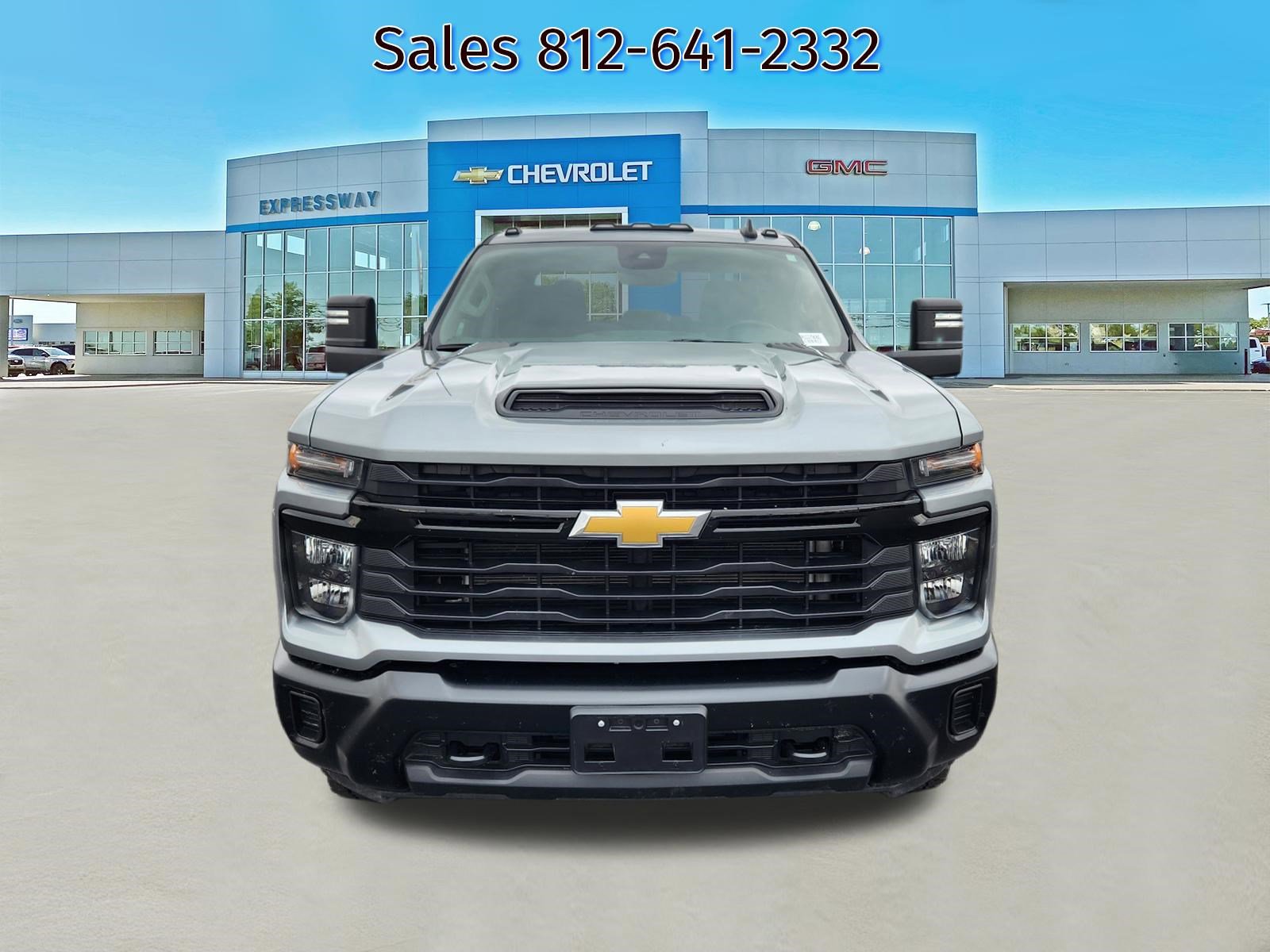 Used 2024 Chevrolet Silverado 2500 W/T w/ WT Convenience Package image 2