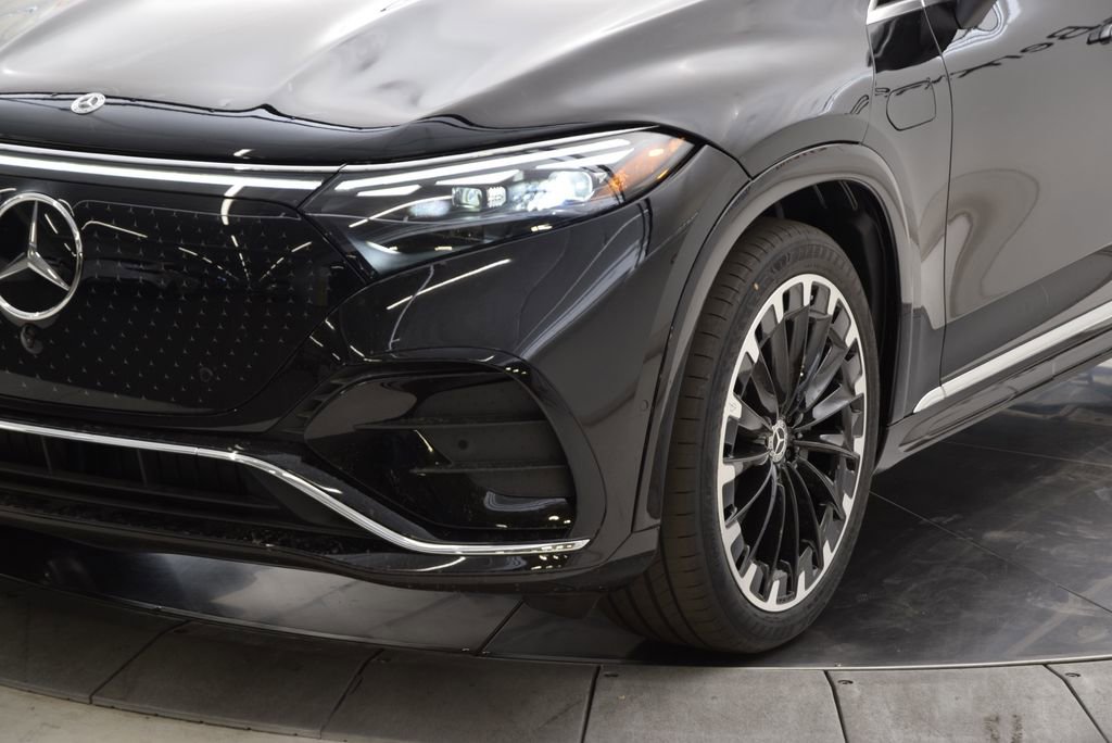 New 2026 Mercedes-Benz EQS 550 4MATIC SUV image 11