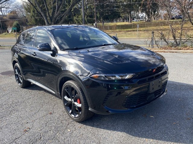 Used 2024 Dodge Hornet R/T Plus image 2