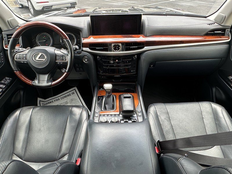 Used 2019 Lexus LX 570 4WD w/ Luxury Package image 25