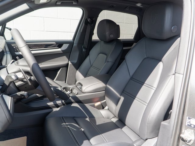 New 2026 Porsche Cayenne E-Hybrid image 5