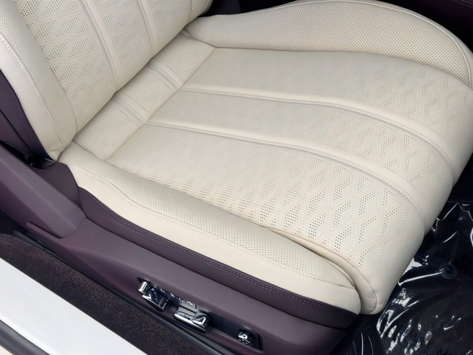 New 2026 Bentley Continental GT Mulliner AWD/4WD image 33