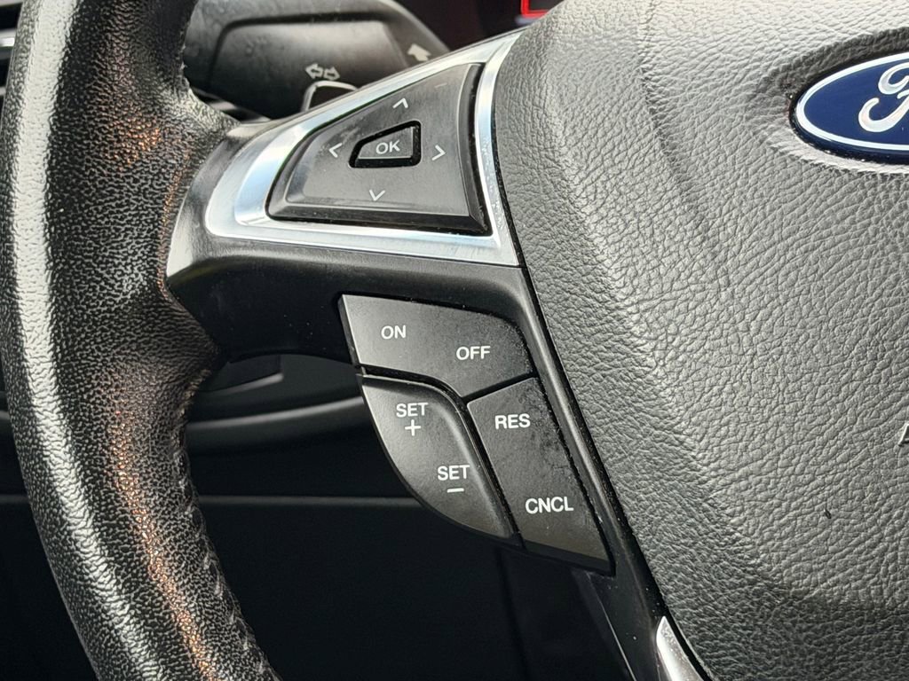 Used 2018 Ford Edge SEL w/ Equipment Group 201A FWD image 18