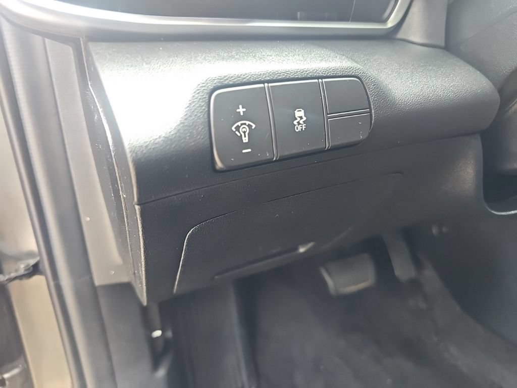 Certified 2024 Hyundai Elantra SEL w/ Convenience Package FWD image 15