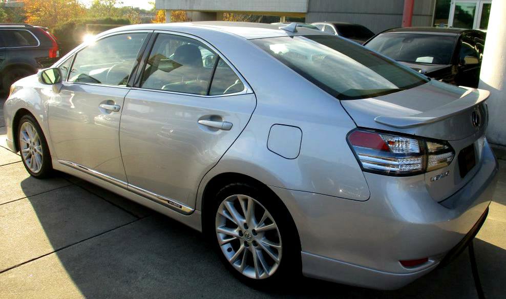Used 2010 Lexus HS 250h FWD image 9