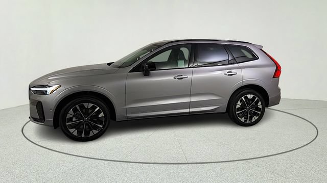 New 2026 Volvo XC60 B5 Plus w/ Climate Package PRO AWD/4WD image 5