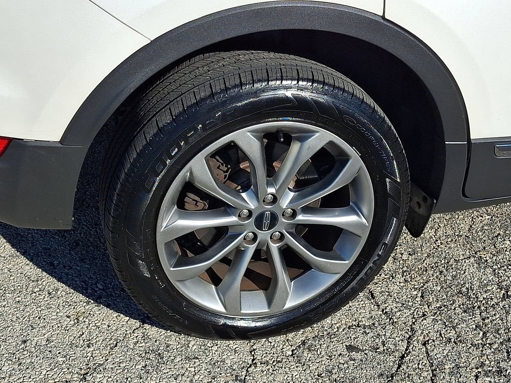 Used 2019 Lincoln MKC Select w/ Select Plus Package AWD/4WD image 8